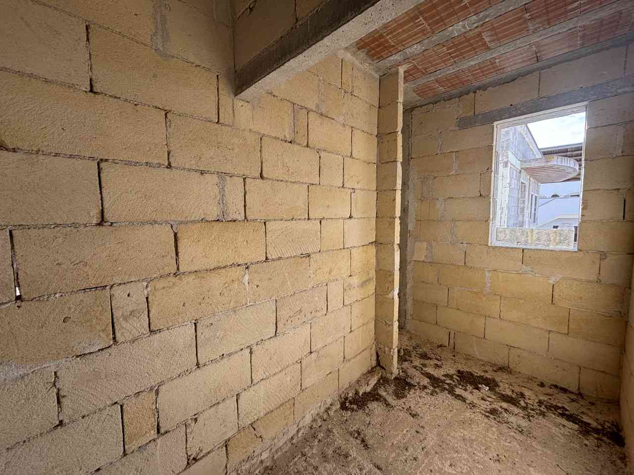 Abitazioni allo stato rustico foto 9